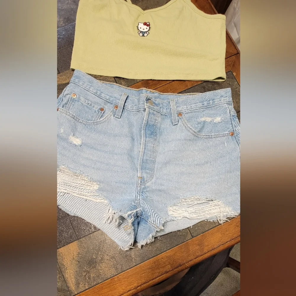 Levis‎ 501 Cut Off Distressed Shorts Button Fly 100% Cotton Y2K